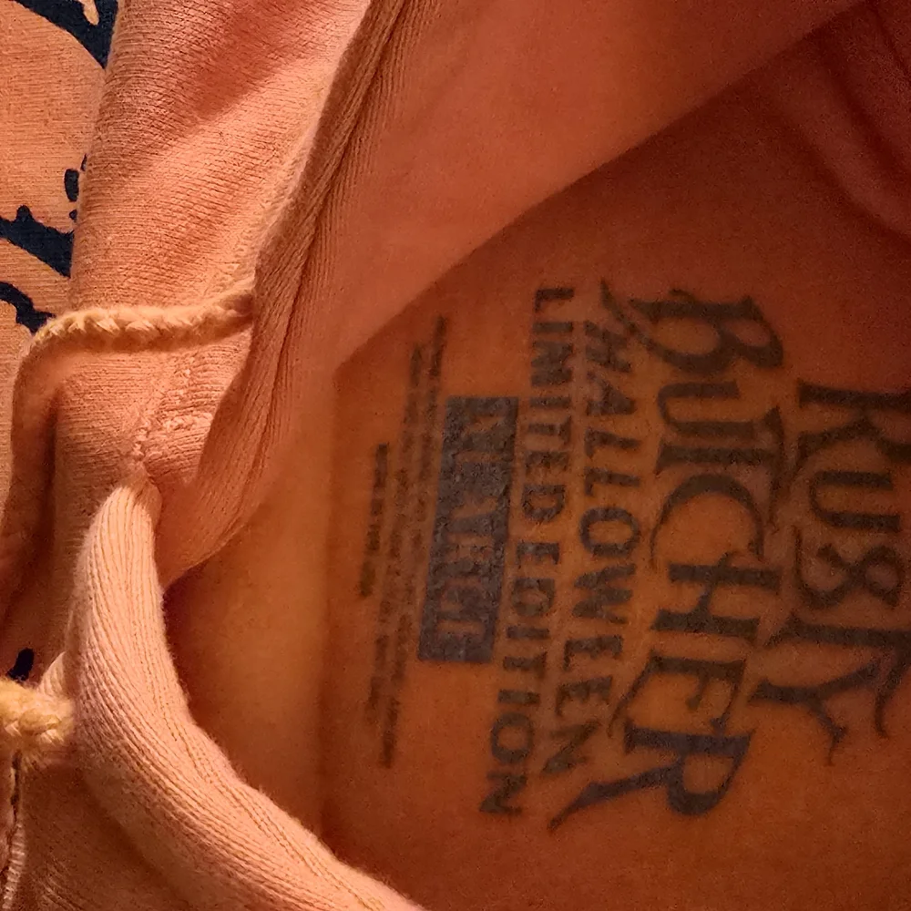 Rusty Butcher Orange Hoodie with Pumpkin Design NEW LIMITED EDITION SIZE XL - Picture 4 of 5